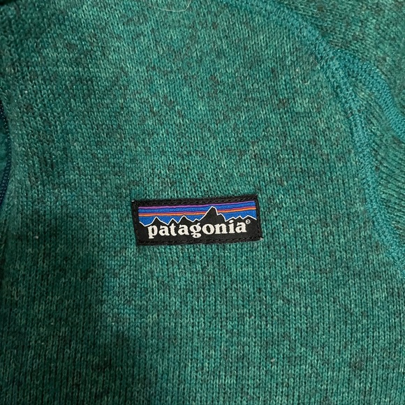 Patagonia Green Quarter-Zip Sweatshirt - Picture 7 of 9